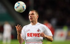 24VS体育直播-世俱杯球衣材质升级趋势及未来应用方向